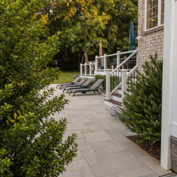 Elegant Pool & Entertaining Deck