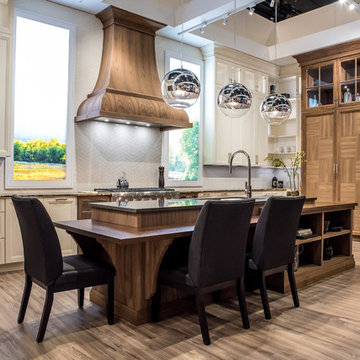 KBIS 2017: The Elmwood Series by Cabico