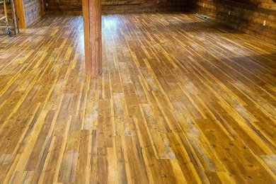 Karndean Vintage Pine is a stunning floor and creates a rusty and beautiful spac