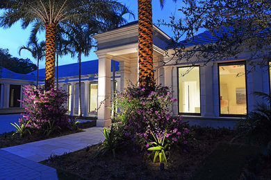 Example of a trendy entryway design in Miami