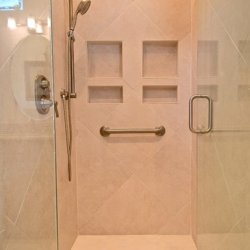 90's Style Bath Receives Update // Bradenton