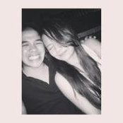 Yam Besañess foto