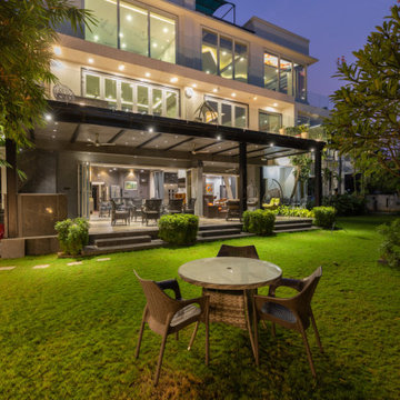 Love being Colourful - Villa Project