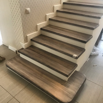 Лестница с фрезерованными балясинами