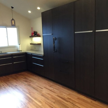 Storage wall