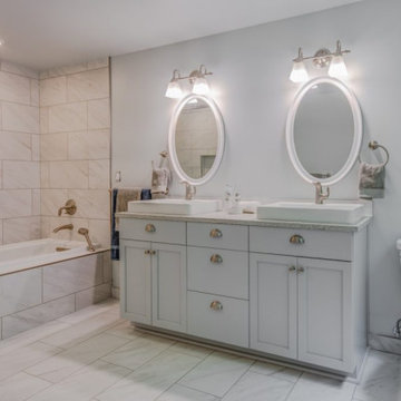 Lake Forest Park Primary Bathroom Remodel