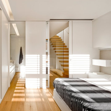 LP HOUSES