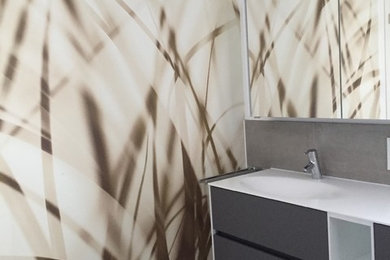 Kleines Modernes Babyzimmer in Sonstige