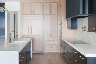 Inspiration for a contemporary kitchen remodel in Orlando