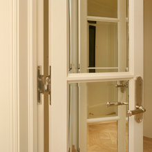 doors/ hardware