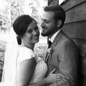 Hannah Kendrick's photo