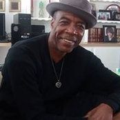Larry Jones's photo
