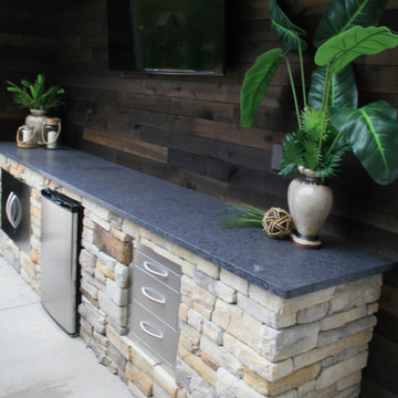 Custom Outdoor Fireplace, Bar & Kitchen - Swansea