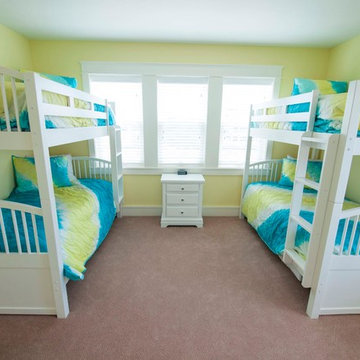 Ten Tan Toes/Bunk Room