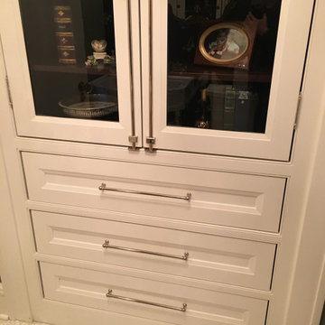 Traditional powder room
