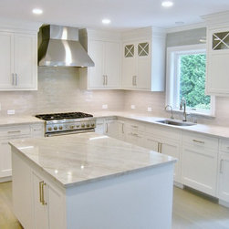 New Canaan, CT &ndash; Transitional &ndash; L-Shaped Kitchen Cabinetry - Kitchen Cabinetry