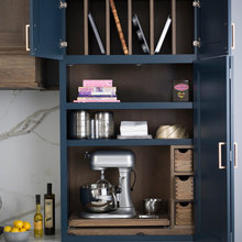Pantry & Laundry Room
