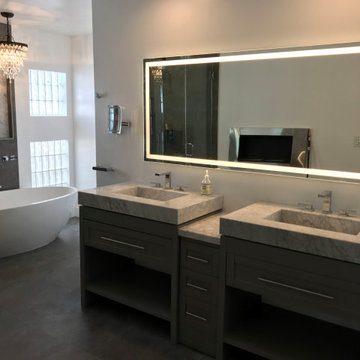 Bathroom in venice beach.