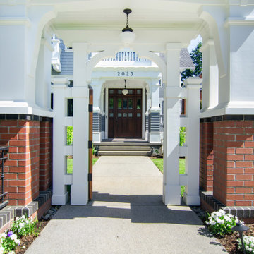 2023 SW Montgomery