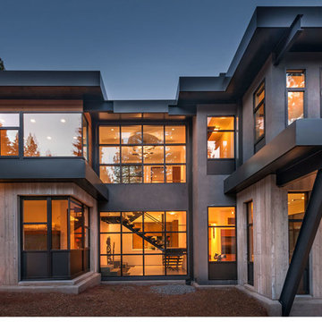 Contemporary Mountain Retreat