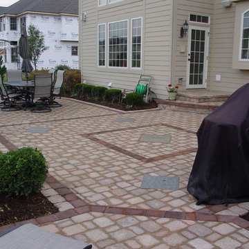 Formal paver patio gardenspa
