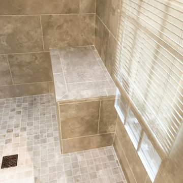 Traditional Master Bathroom with Tub