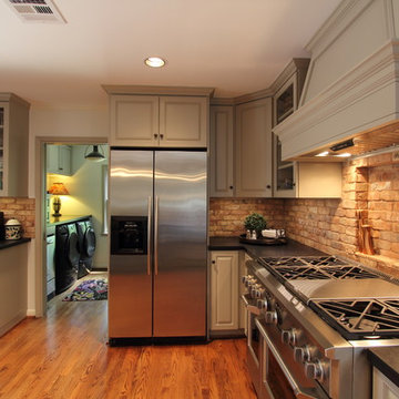 Houston Warm and Inviting Kitchen Remodel