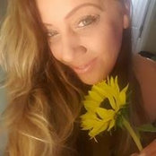 Deborah Bond's photo