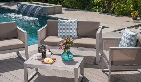 Up to 60% Off Outdoor Sofas and Sectionals With Free Shipping