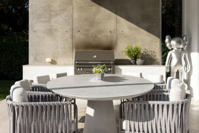 Inspiration for a contemporary patio remodel in Miami