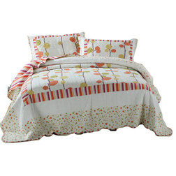 Contemporary Quilts And Quilt Sets by DaDa Bedding Collection