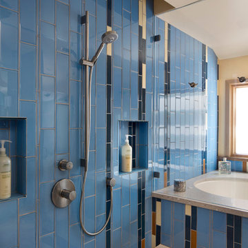 Master Bath Shower and Tub