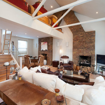 Living space in Loft Apartment in London
