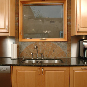 Small Kitchen that Sizzles