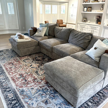 Showplace Framed Pendleton Simpli White and Hickory Sable