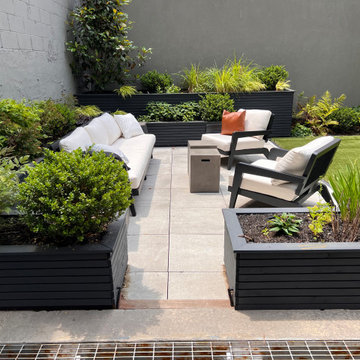 Williamsburg Terrace Garden