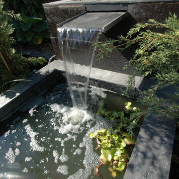 Victorian Courtyard Garden - Ilford, Essex
