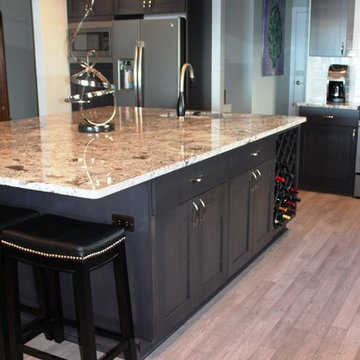 Showplace EVO Kitchen, Family Room, Baths & Laundry in Maple Pierce - Peppercorn