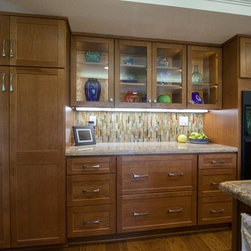 HomeCrest, Sedona, Oak, Sable - Kitchen Cabinetry