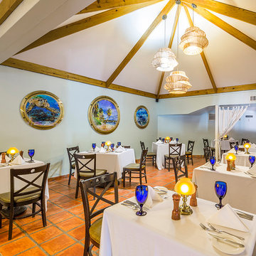 Restaurant, Pineapple Beach Club