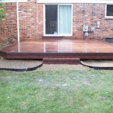 TREX TRANSCENDS FIRE PIT COLOR DECK WITH VL BORDER