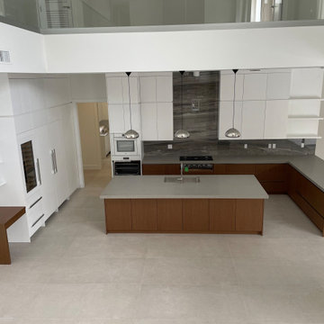 7318 South Miami