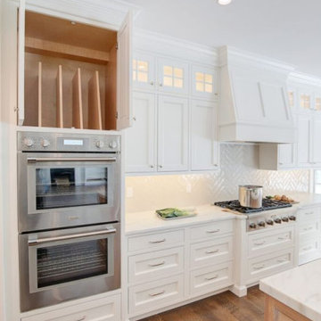 White Kitchen Cabinets