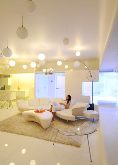 Modern Living Room by Sonali shah