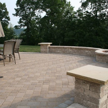 Warming Outdoor Fireplace & Fire Pit Retreats