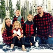 Nichole Mecham's photo