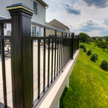 Vinyl deck with custom aluminum railing