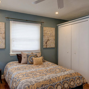 Staged Cozy 1940's St. Pete Bungalow