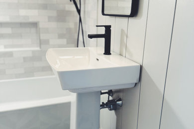 Bathroom - scandinavian bathroom idea in Boston