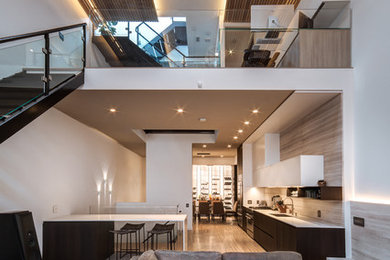 Inspiration for a modern kitchen in Toronto.